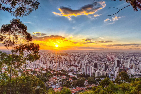 Mercado imobiliário de BH movimenta R$ 3 bi e aponta otimismo para 2025
